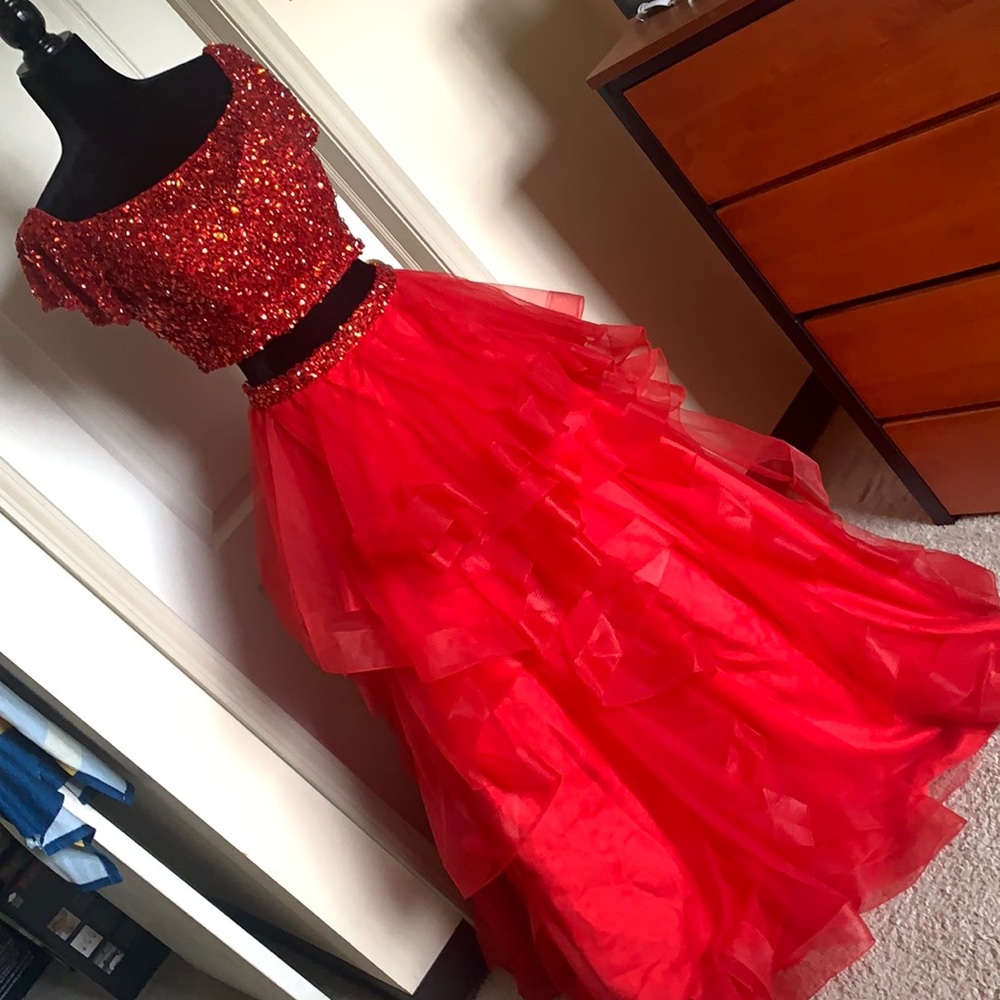 Sherri Hill Prom Dress